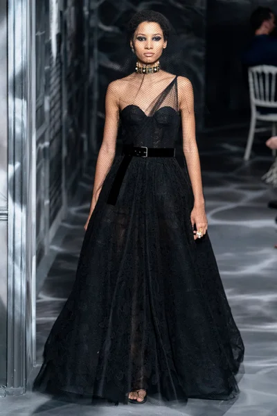 Look 29